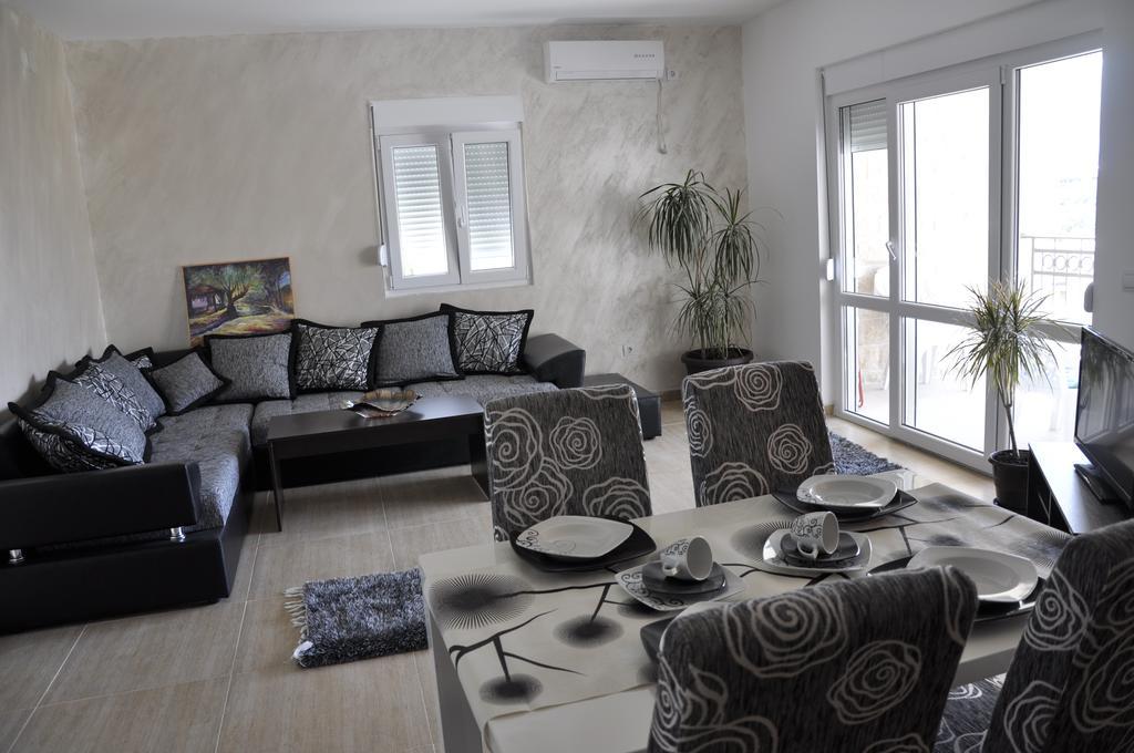 Aparthotel Stijovic Bar Room photo